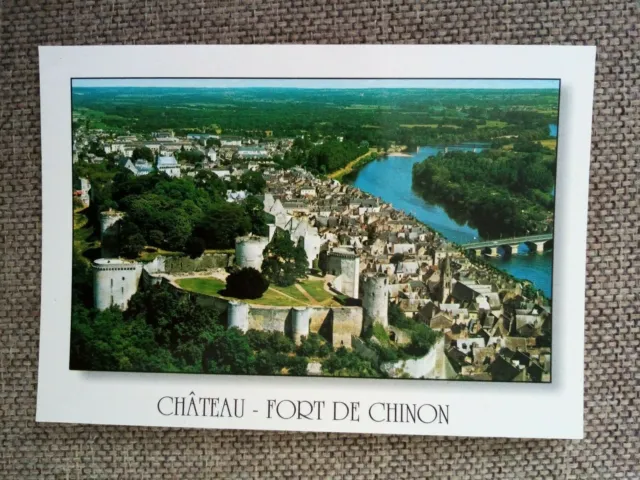 Cpsm Cpm Chinon Le Château Fort Editions Valoire