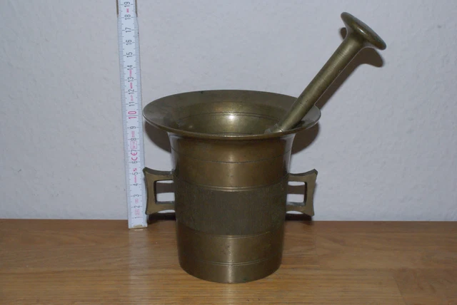Mörser antik Apotheke mit Pistill Stößel