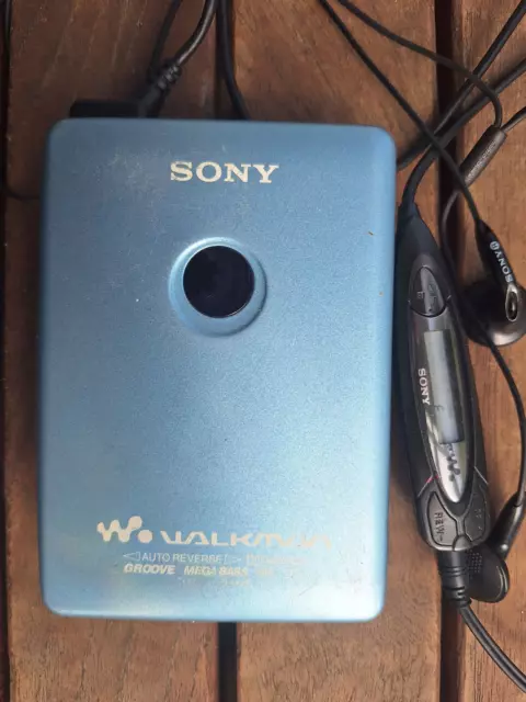 Sony Walkman wm-ex610 cassette player working confirmed headphones remote video