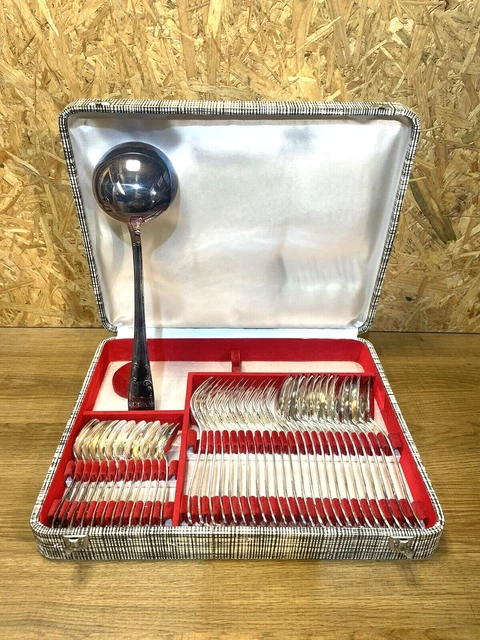 Belle ménagère complète orfèvrerie "eb" 37 pièces, métal argenté, parfait état