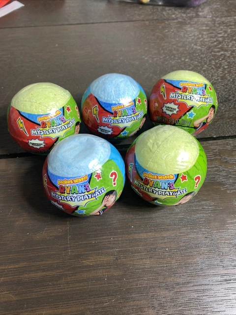 Ryan's World Mystery Playdate Fun Fizzers (5 Bath Bombs) by Taste Beauty