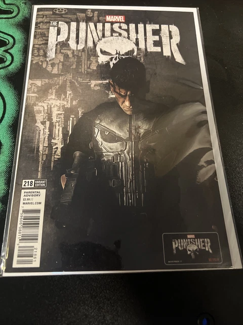 Punisher #218 1st War Machine Armor Photo Variant Jon Bernthal Netflix Marvel NM