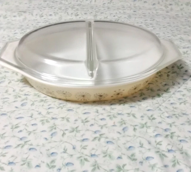 Vintage Pyrex MCM Promotional Beige Dandelion 1.5 Qt. Divided Covered Dish