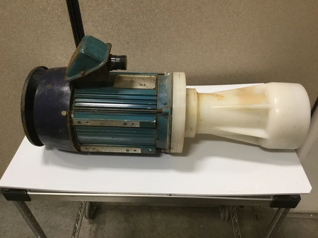 Penguin P-5CK Vertical Pump & Motor 208-230/460V, 172GPM, 5HP, 122' Head