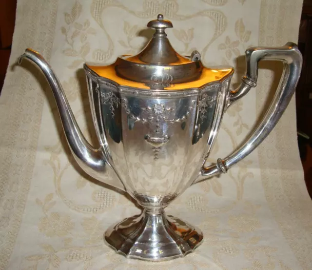 Meriden Silver Plate 1921 Tea Pot, Large 11"