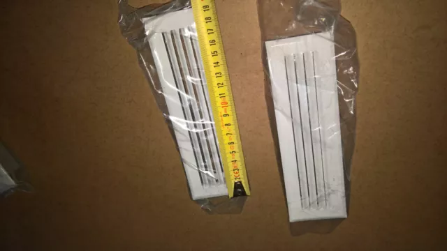 Set Da 2 Piccola Griglia Di Decompressione per Cappa Da Caminetto 19 CM Per 6cm