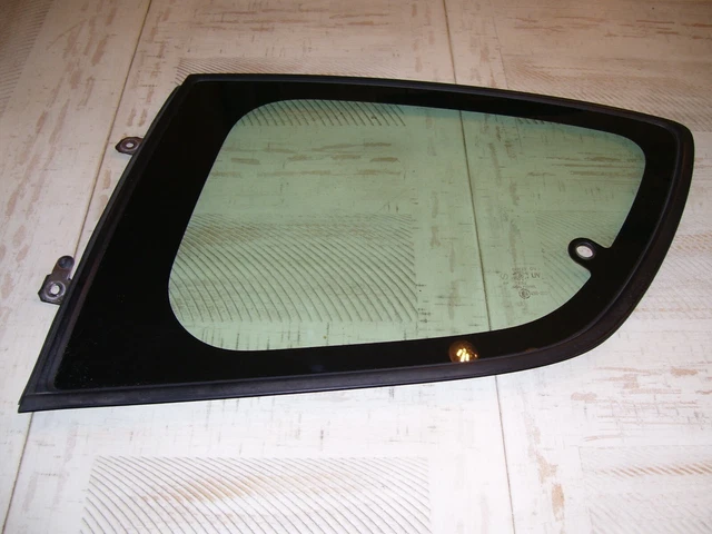 04 Mazda RX8 RX-8 LEFT REAR Driver Side Qtr. DOOR GLASS
