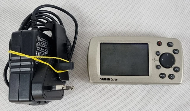 Garmin Quest GPS navigatore satellitare  SOLO RICAMBI O RIPARAZIONI.