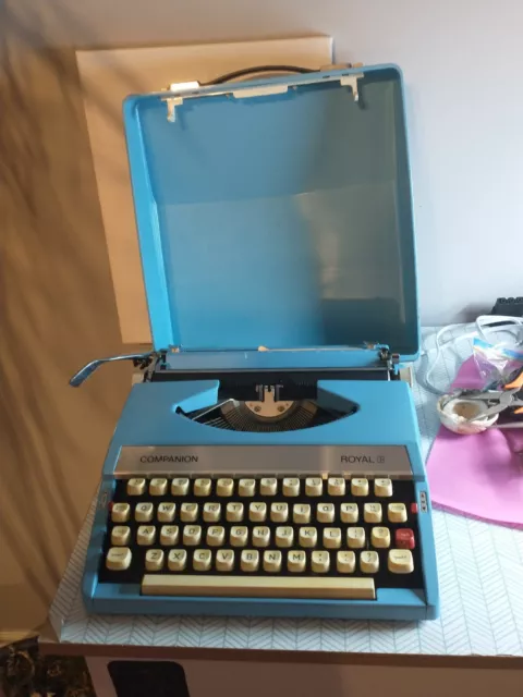 royal companion typewriter