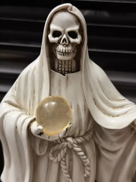 SANTA MUERTE 15IN RESIN STATUE, WHITE. Victoria Collection