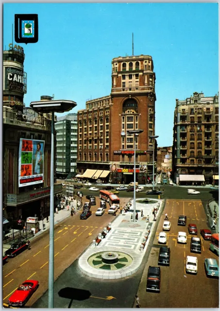 Vintage Continental Size Postcard Street Scene & Signage At Caliao Square Madrid