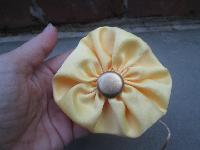 Reenactor 18Th C Rev War Colonial Hat Cockade Yellow Satin Fancy Brass Button