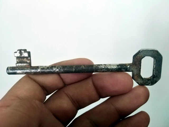 Antique Key Vintage Skeleton Keys Metal Lot Iron Old Cast Barrel 2 Door Hollow W