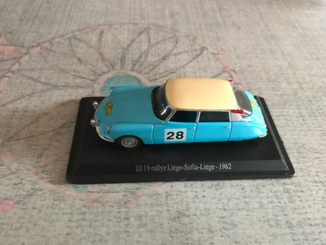 Voiture Miniature Citroen DS ID 19 Rallye Liège Sofia Liège 1962 au 1/43