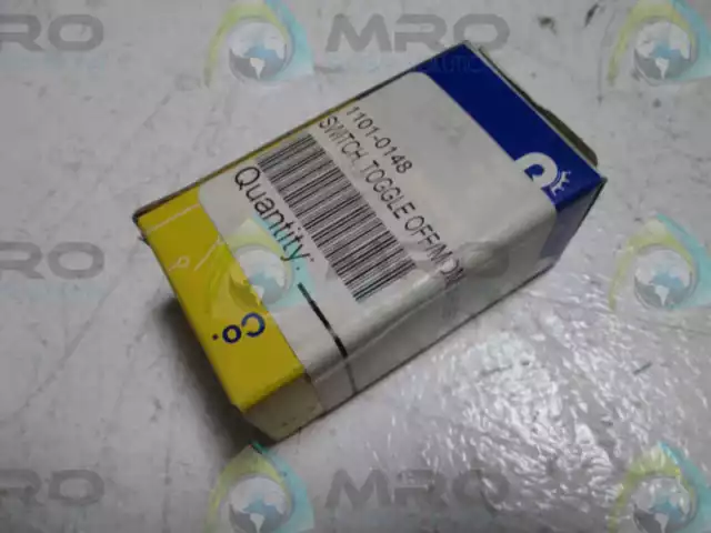 Cole Hersee 55020 Toggle Switch * New In Box *