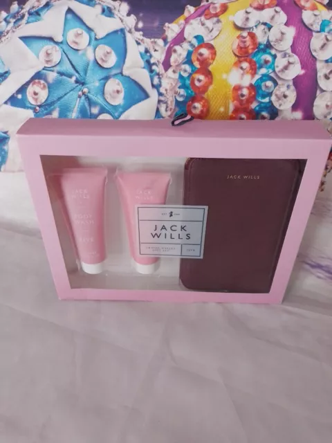 Jack Wills Travel Wallet Gift Set Five Body Wash & Body Lotion