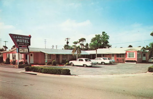 La Hacienda Motel St. Petersburg Florida FL Old Cars Chrome c1960 Postcard