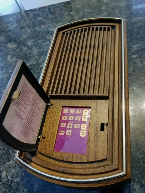Nutone Wood grain look Brown Melody Musical LA-55 Door Bell Chime 25-Tunes