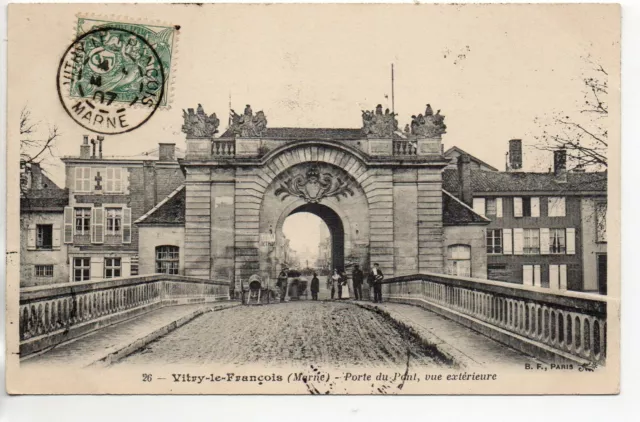 VITRY LE FRANCOIS - Marne - CPA 51 - la porte du pont vue N° 6