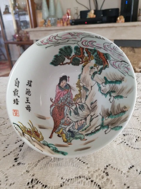 Gorgeous Vintage PORCELAIN Bowl HAND PAINTED IN HONG KONG