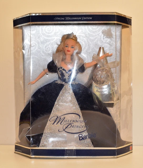 Coffret GAMA avec bébé poupon trousseau - vintage