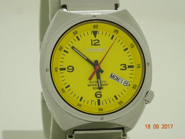 VINTAGE SEIKO S-WAVE automatic yellow dial watch skx255 7s26