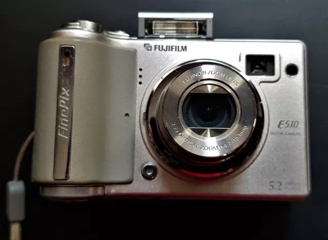 appareil photo numérique Fujifilm Finepix E510, 5,2 Mp, couleur argent