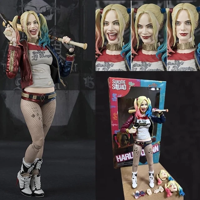Figurines avec Harley Quinn PVC