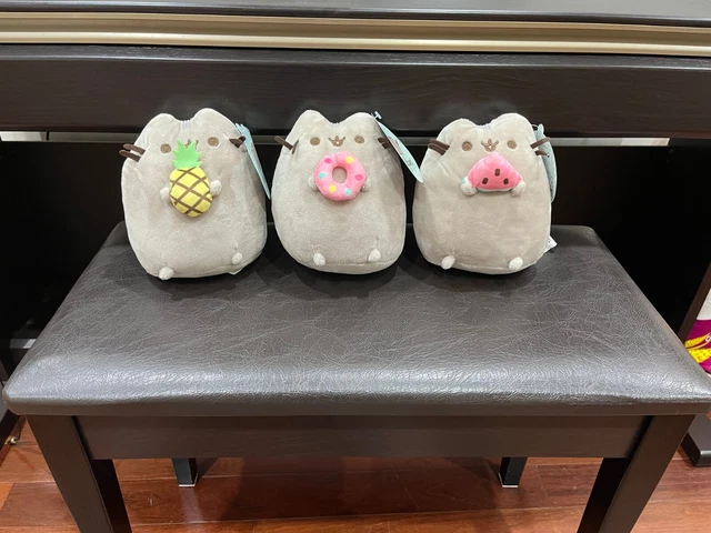 Fake pusheen plush top