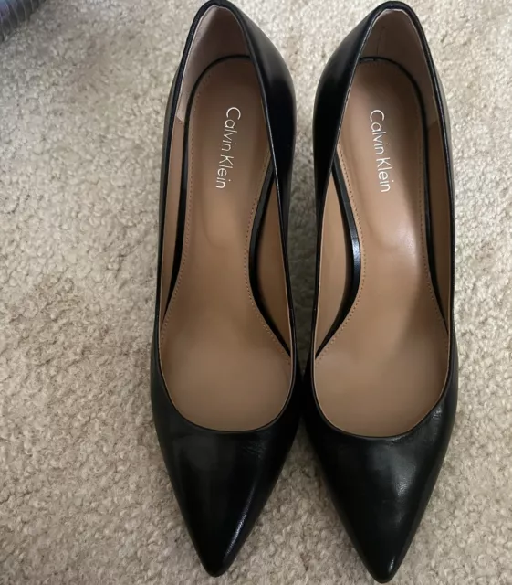 Calvin Klein Gayle Women Shoes Pointy Toe Pumps Black  Leather Sz 8