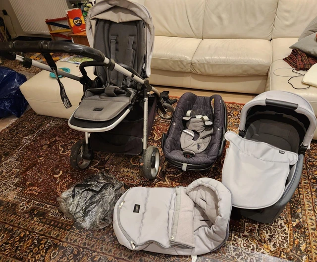 MAMAS PAPAS pram travel system Flip Xt2 with car seat carrycot