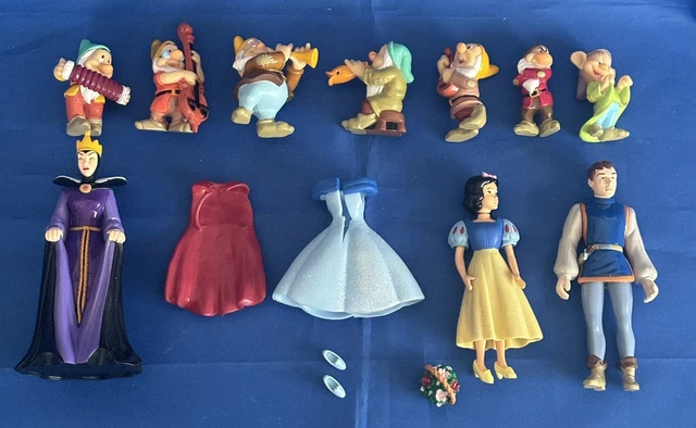 DISNEY STORE SNOW White and the Seven Dwarfs Action Figure Doll Playset ...