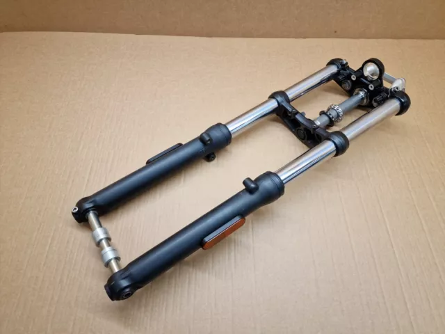 Triumph Street Twin 900 Front forks & yokes suspension 2016 - 2020
