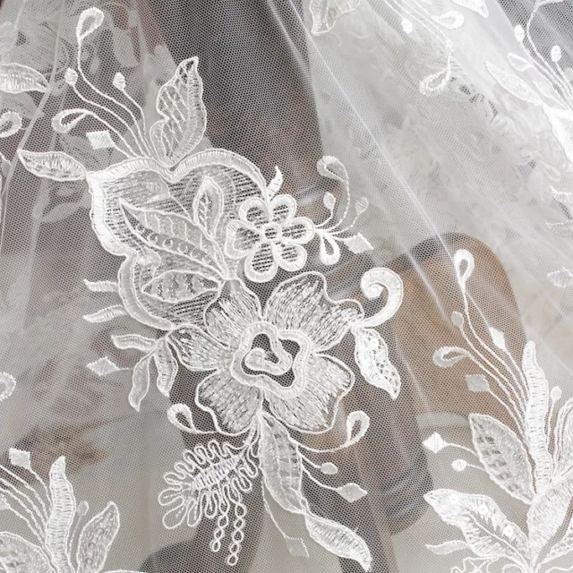Schnurgebundenes Stickerei Hochzeitskleid Stoff 51 Zoll breit Blumenmuster Braut Spitzenstoff 0,5 Y 3