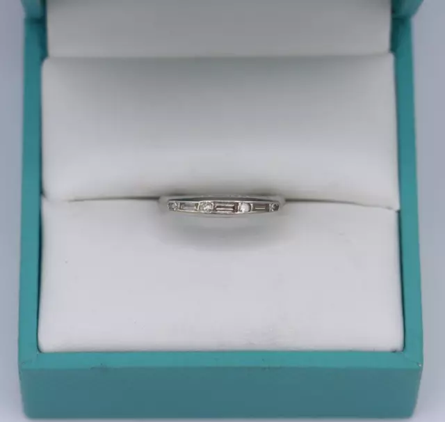 14K White Gold Art Deco Mid-Century Baguette Cut Diamond Band Ring Size 4