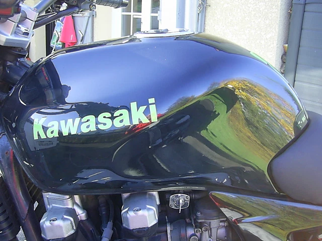 Trappe Essence Bouchon Réservoir Avec Clé Pour Kawasaki Zephyr 550, ZR7, ZZR 1100, ZX7R