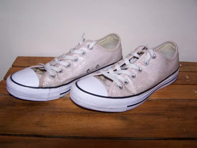 Rose gold hotsell converse size 7