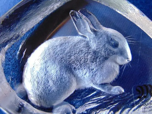 Vintage MATS JONASSON Sweden Lead Crystal BABY BUNNY PAPERWEIGHT, Signed