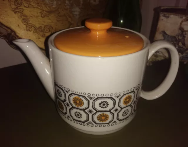 Vintage Retro Biltons StaffordshireEngland  Ironstone Finewhite Teapot