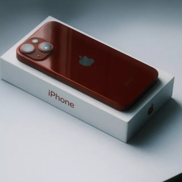 Apple iPhone 13 mini (PRODUCT)RED - 128GB - (Unlocked)