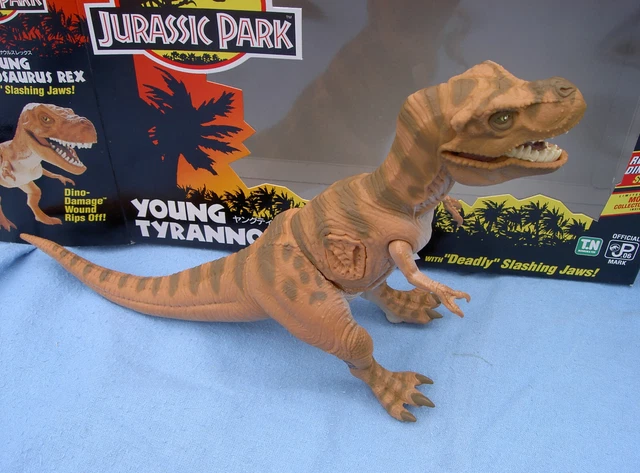 ORIGINAL JURASSIC PARK 1993 Kenner Young Tyrannosaurus Rex T-Rex Junior ...