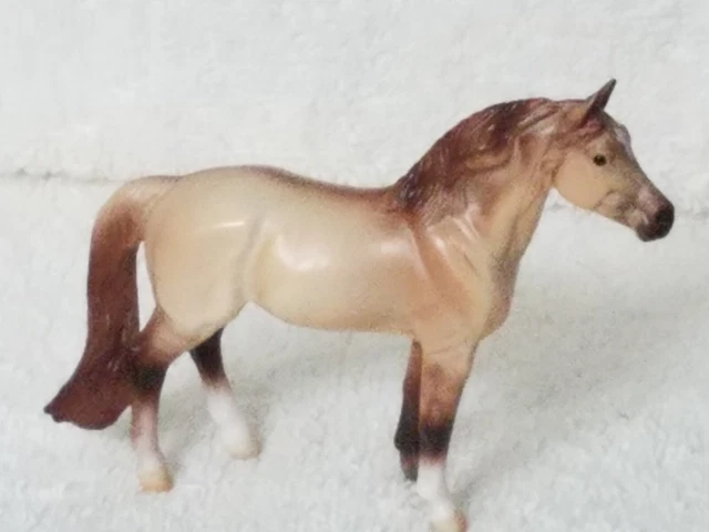 Breyer Stablemate NEW Dun Warmblood From 2021 Horse/Foal  Surprise Set