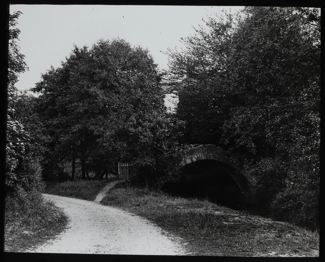 ANTIQUE Magic Lantern Slide ANCIENT BRIDGE AT IVEGILL C1900 PHOTO CUMBRIA