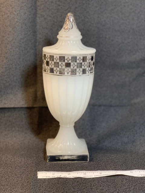 Vintage Art Deco Beaumont Glass Clam Broth Lidded Urn Dish