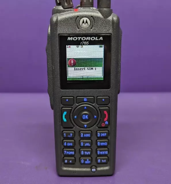 Motorola Radio r765 Cellular Phone 2-Way Radio H06XCN6JS9AN **No Battery** Motorola Radio r765 Cellular Phone 2-Way Radio H06XCN6JS9AN **No Battery**