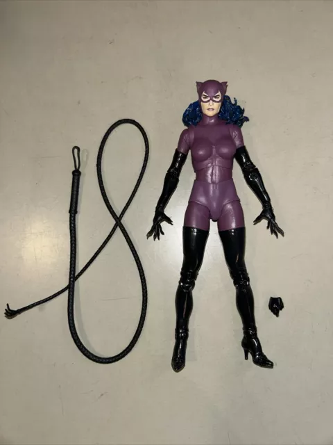 Action figure dc multiverso catwoman batman knightfall 7"" mcfarlane