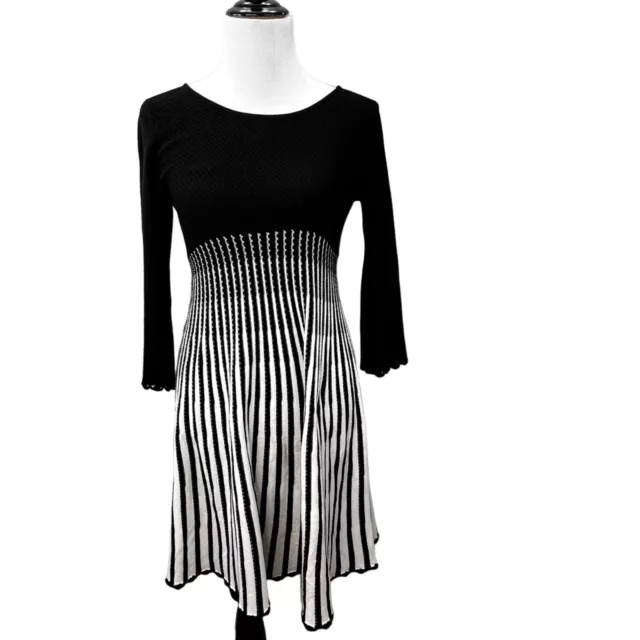 Calvin Klein Sweater Knit Dress size L Black Empire Waist Striped 3/4 Sleeve