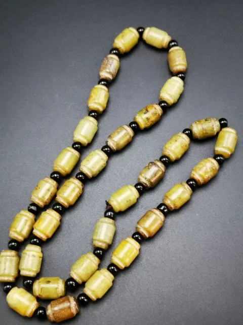 38cm Elegant Old Hetian Jade Hand-carved Ancient Spiral Buddha Bead Necklace R58