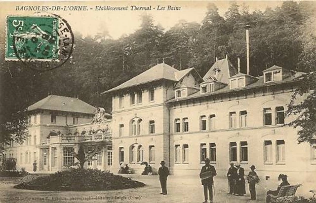 Cpa Bagnoles De L'orne Thermal Establishment Les Bains
