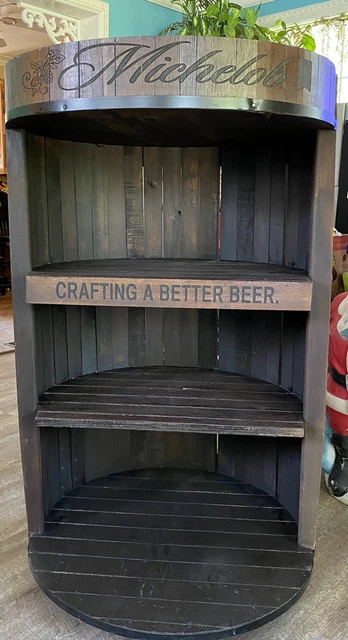 RARE RARE MICHELOB BEER BARREL SHELF DISPLAY 47” Tall GREAT CONDITION.